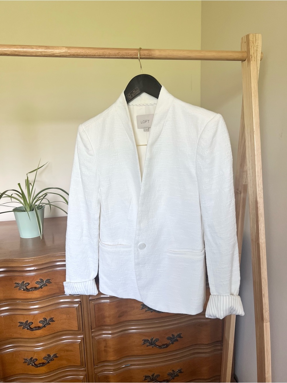 LOFT White Textured Single-Button Blazer